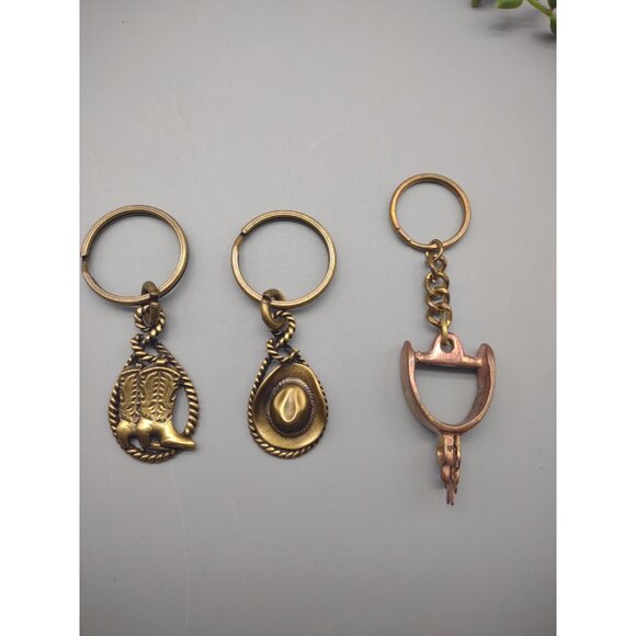 Vintage Lot of 3 Metal Western Cowboy Hat Lasso Boot Stirrup Spur Keychains - Picture 3 of 13